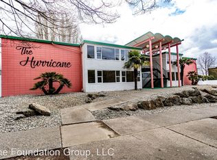 9020 35th Ave SW #16, Seattle, WA 98126