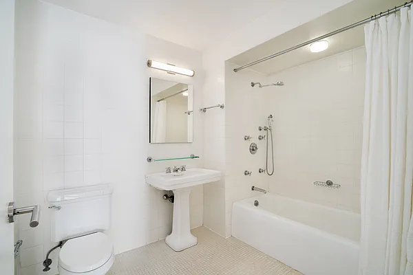 Rented by Coleman Real Estate Group | media 27