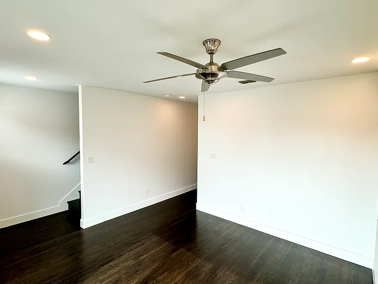 3018 Zenia Dr — Photo 10
