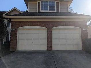 5828 Amity Springs Dr, Charlotte, NC 28212