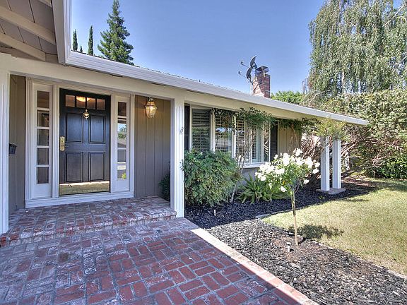 2nd image of 2786 Estella Dr