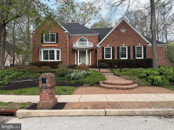 44 Stanwyck Rd, Mount Laurel, NJ 08054