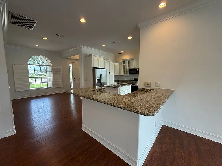 3425 Anton Ct — Photo 5