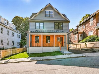 16 Pinehurst St, Roslindale, MA, 02131