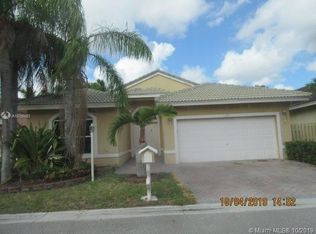 11591 SW 10th St, Pembroke Pines, FL 33025