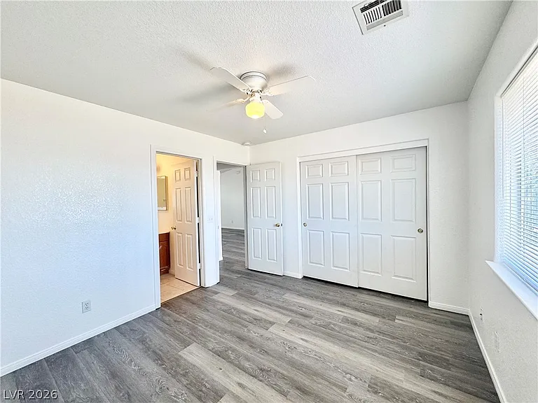 1060 Marne Ct #D — Photo 6