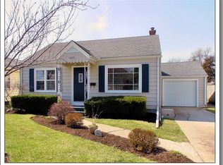 443 S Commonwealth Ave, Aurora, IL 60506