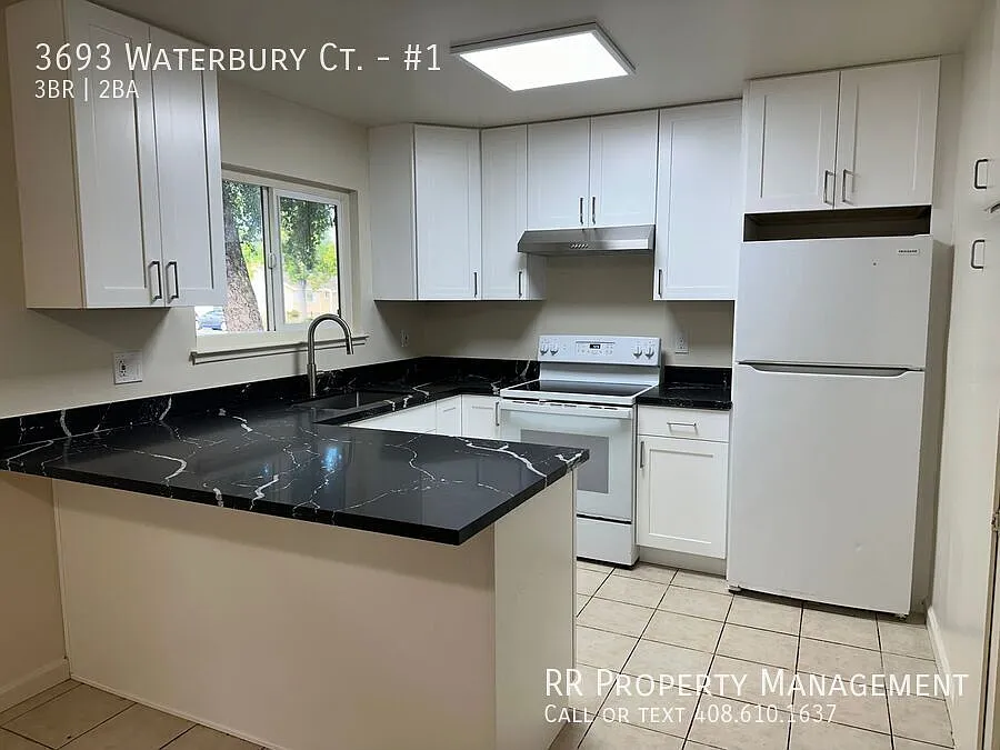 Building Photo - 3693 Waterbury Ct #1