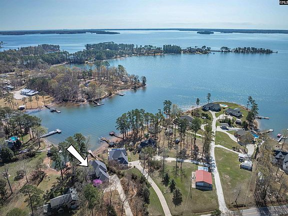 3rd image of 1081 Point View Rd