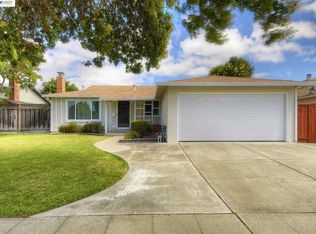 36552 Lakewood Dr, Newark, CA