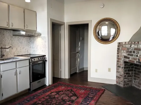 23 E 41st Ln, Savannah, GA 31401