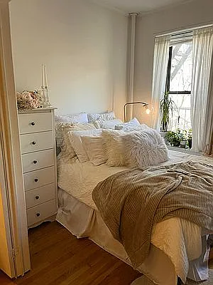 Rented by Point NYC | media 3