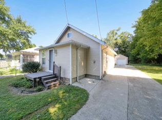 912 Phillips Ave, Jackson, MI 49203