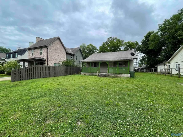 2909 8th Ave SW, Huntsville, AL 35805