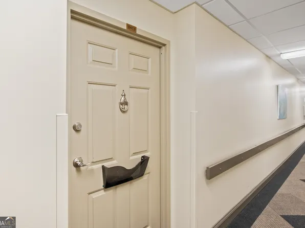 300 Johnson Ferry Rd NE Unit B413, Atlanta, GA 30328