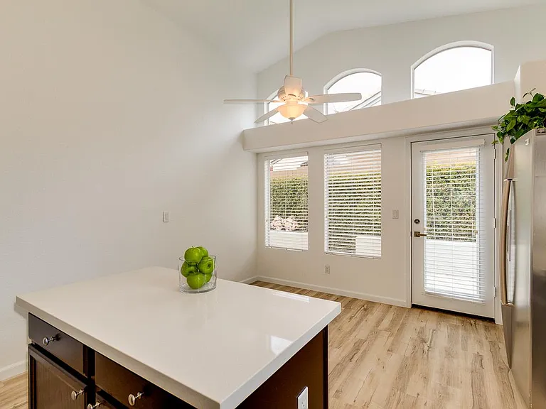 3412 E Renee Dr — Photo 12