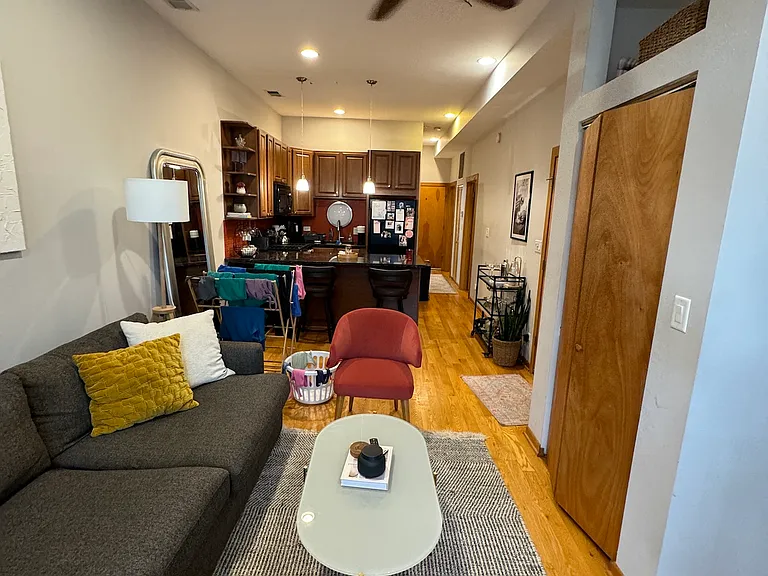 2620 N Dayton St #2F — Photo 1