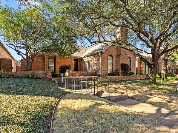 7247 Lane Park Dr, Dallas, TX 75225