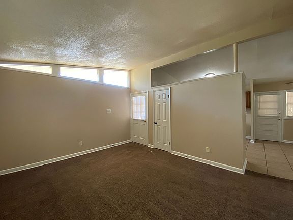 2nd image of 3245 Stella St