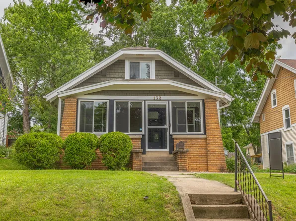 132 Lowell Ave NE, Grand Rapids, MI 49503