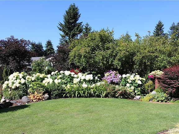 southwest gardens and lawn