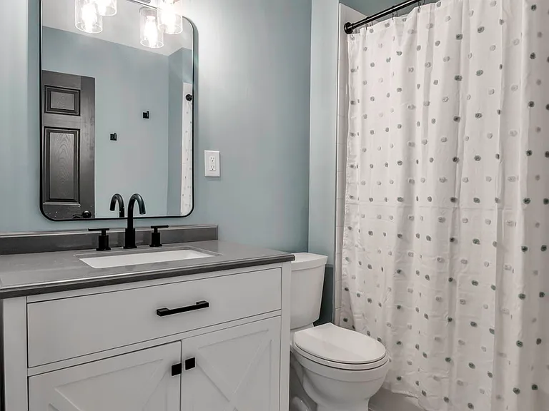26 Roanoke Pkwy — Photo 18