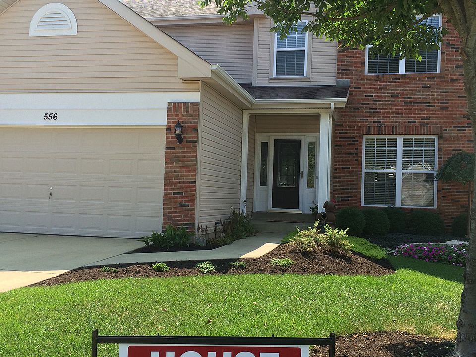 Gorgeous curb appeal