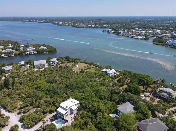 14 Bayshore Cir #15, Placida, FL 33946