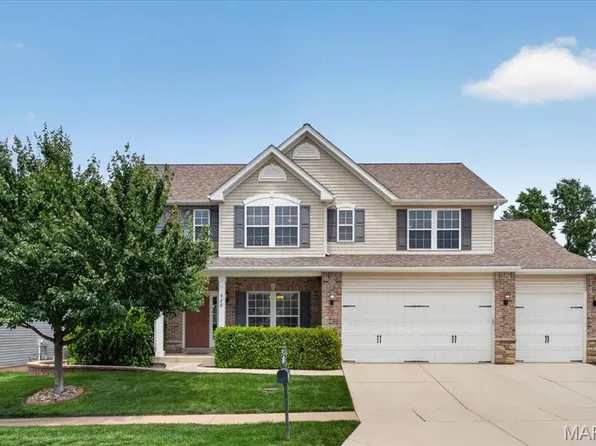 688 Stoney Creek Ln, Ballwin, MO 63021