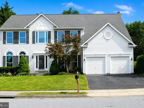 9009 Shadybrook Dr, Frederick, MD 21701