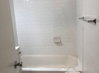 1126 E 5th St APT 4, Long Beach, CA 90802