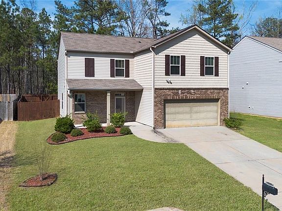 3rd image of 113 Hayes Park Dr
