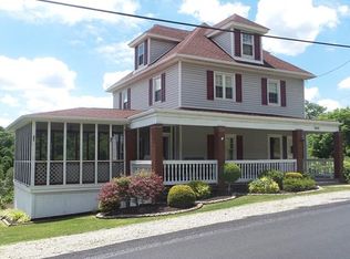 10840 Old Trail Rd, North Huntingdon, PA 15642