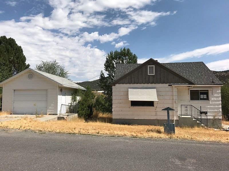 1st image of 484 N Main St