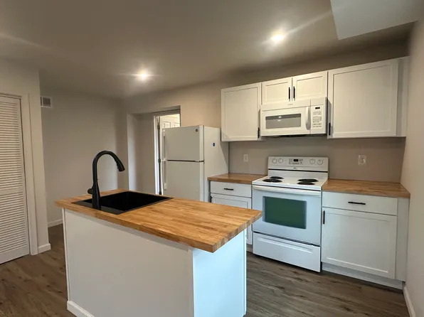 1326 Morton Ave, Chester, PA 19013