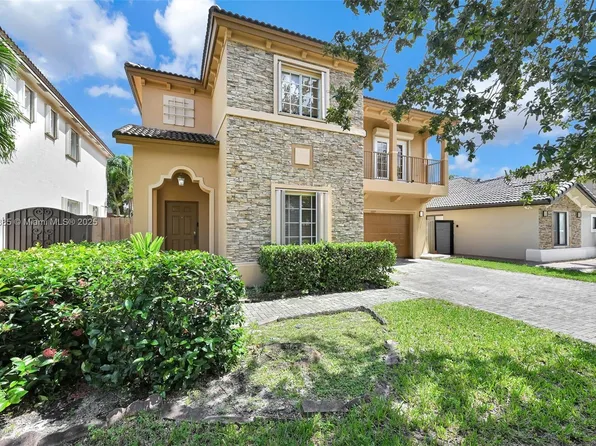 1609 SW 154th Path, Miami, FL 33185