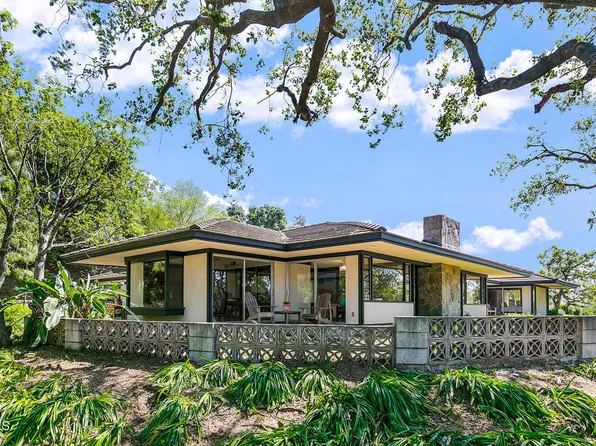 926 Monarch Dr, La Canada Flintridge, CA 91011