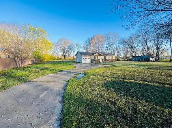 723 E Center St, Beebe, AR 72012