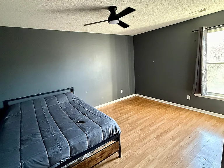 1821 Kingbird Ln — Photo 21