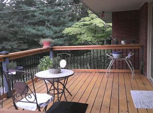 9 Berrywood Dr, Belleville, IL
