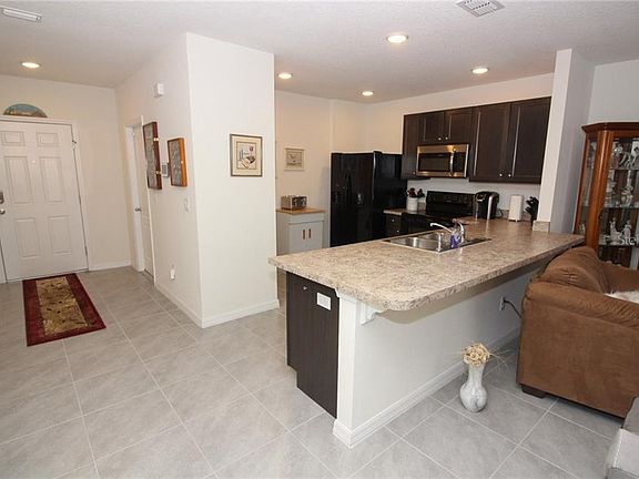 4th image of 9007 Alba Ln