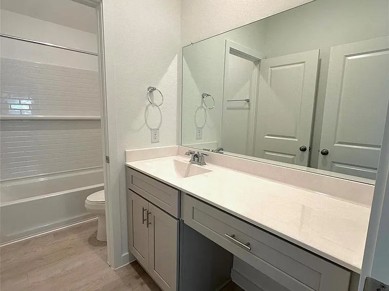 18106-18106 Zemira Ln — Photo 15
