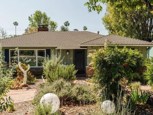 1300 Meadowbrook Rd, Altadena, CA 91001