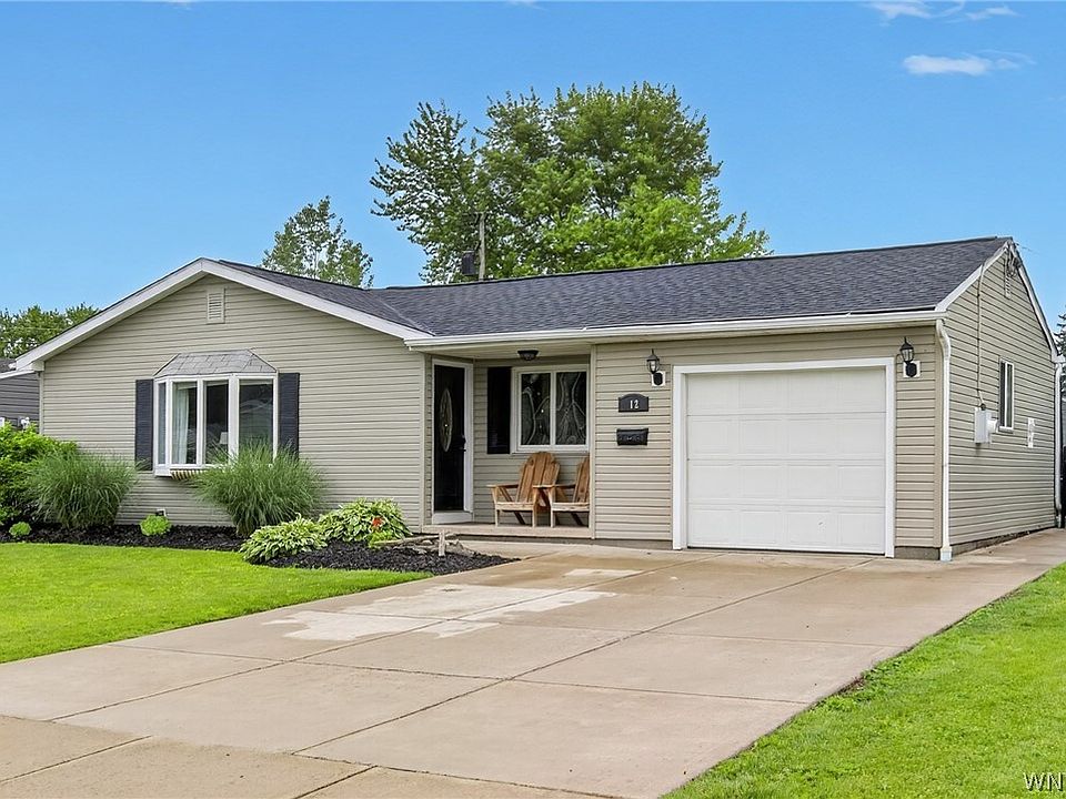 1st image of 12 Sylvia Dr