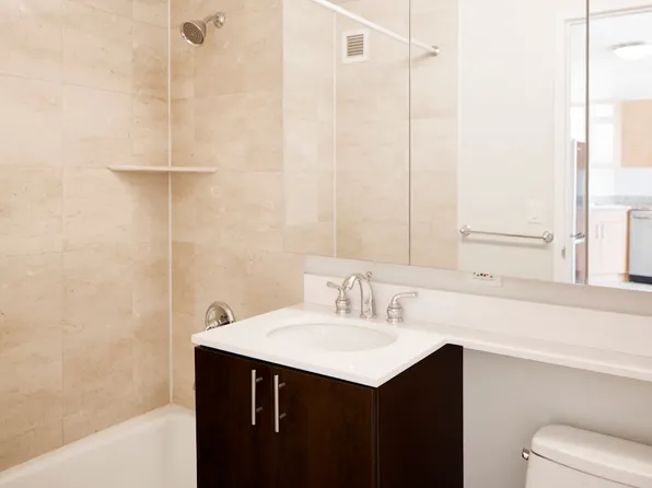 776 Sixth Avenue image 2 of 40