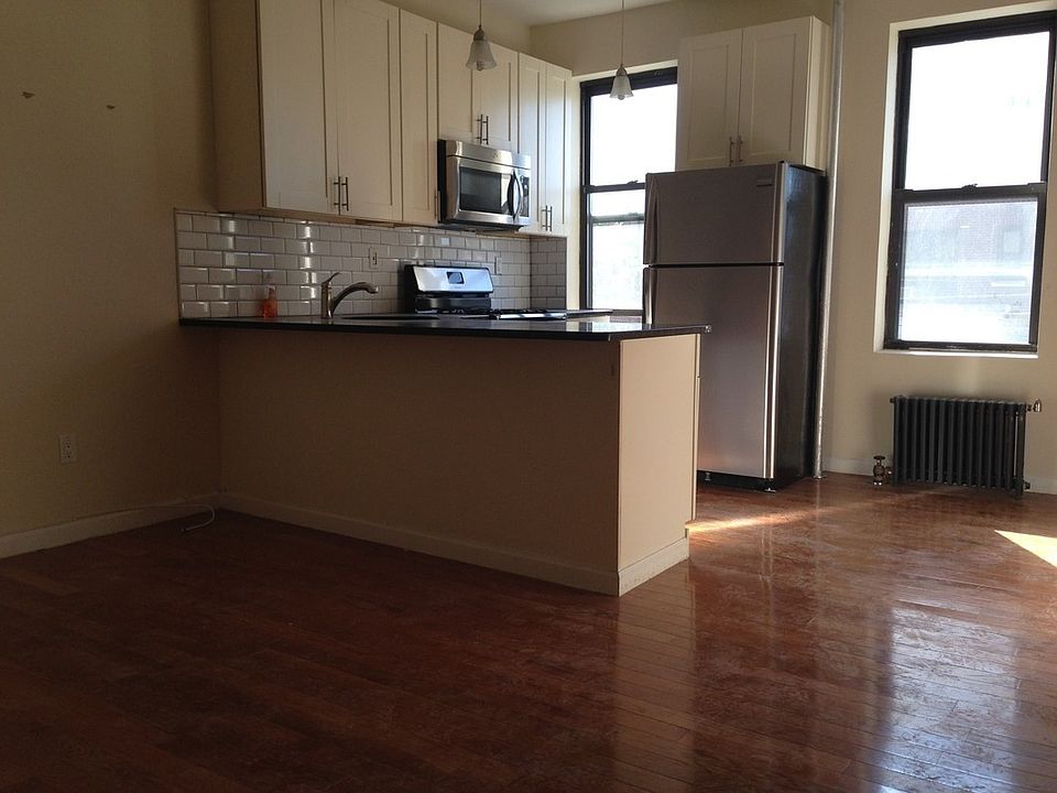 1st image of 2130 38th St