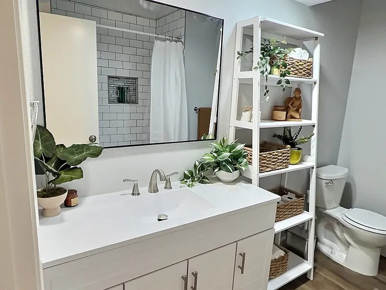 8237 N Del Mar Ave — Photo 10