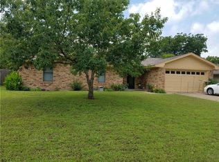 1336 Inglewood Dr, Stephenville, TX 76401