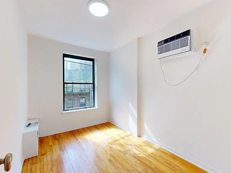 214 E 85th St #5D — Photo 6