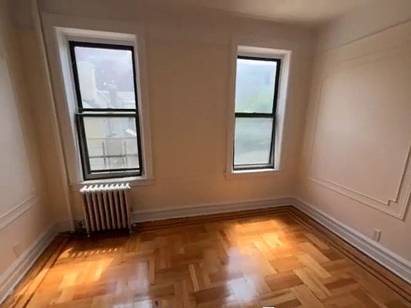 3rd image of 405 Beach 30 St #2